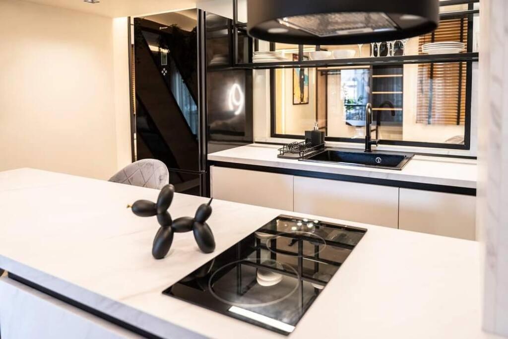 Almasi Luxury Suites Marquise Alexandroupoli Bagian luar foto