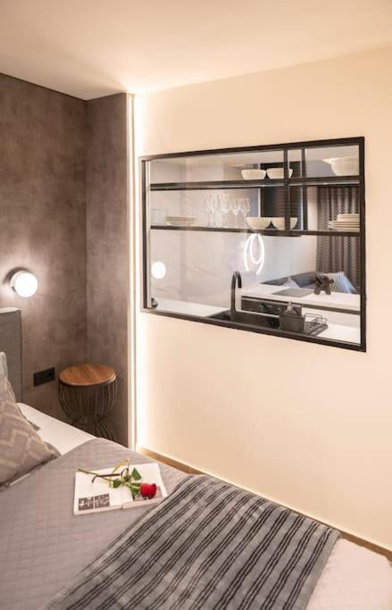 Almasi Luxury Suites Marquise Alexandroupoli Bagian luar foto